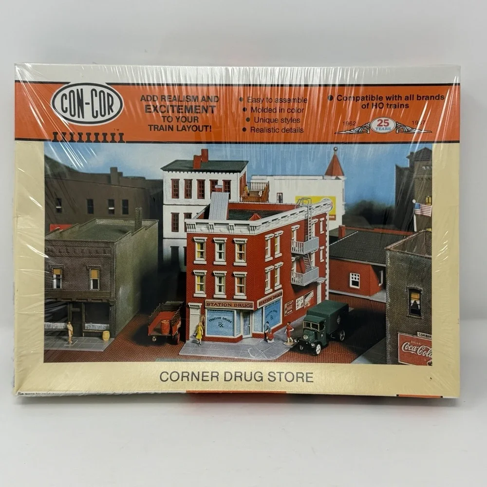 Con-cor Corner Drug Store HO Scale #911 Brand New Sealed